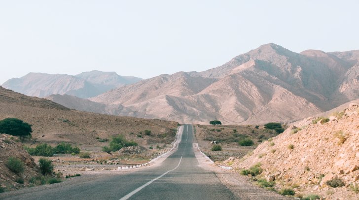 Dubai to Muscat