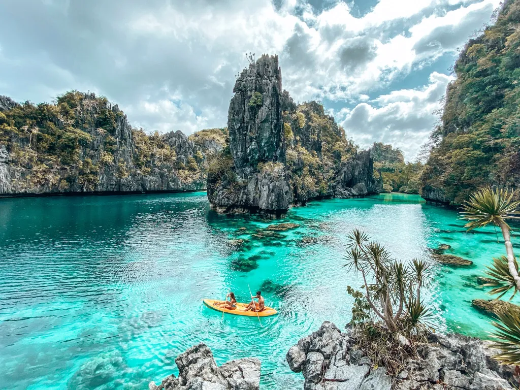 Island Hop in El Nido