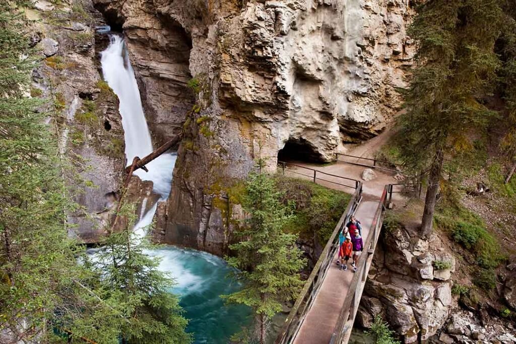 Johnston Canyon to the Lower Falls