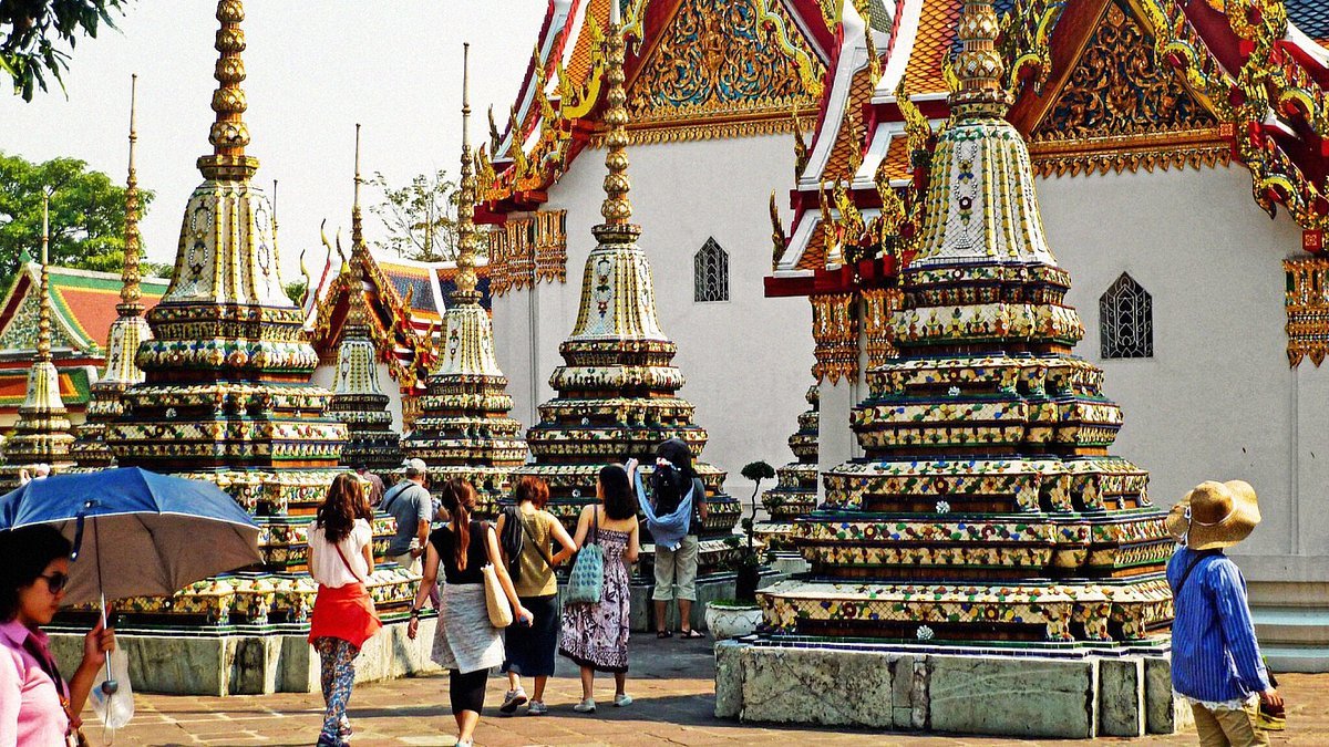 7 Days in Bangkok